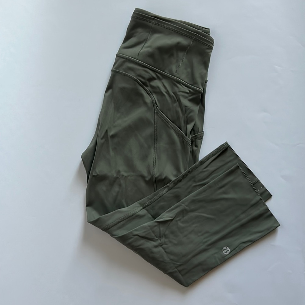 lululemon Sage Green Fast & Free Cropped Pants